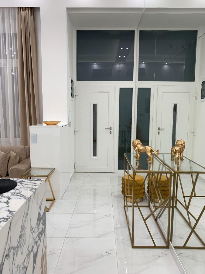St Stephen Luxury With Jacuzzi And Sauna * Budapest