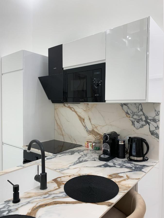 St Stephen Luxury With Jacuzzi And Sauna Apartment *